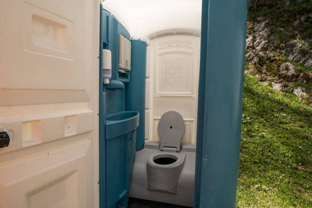 Best Portable toilet rental for construction  in Maquoketa, IA